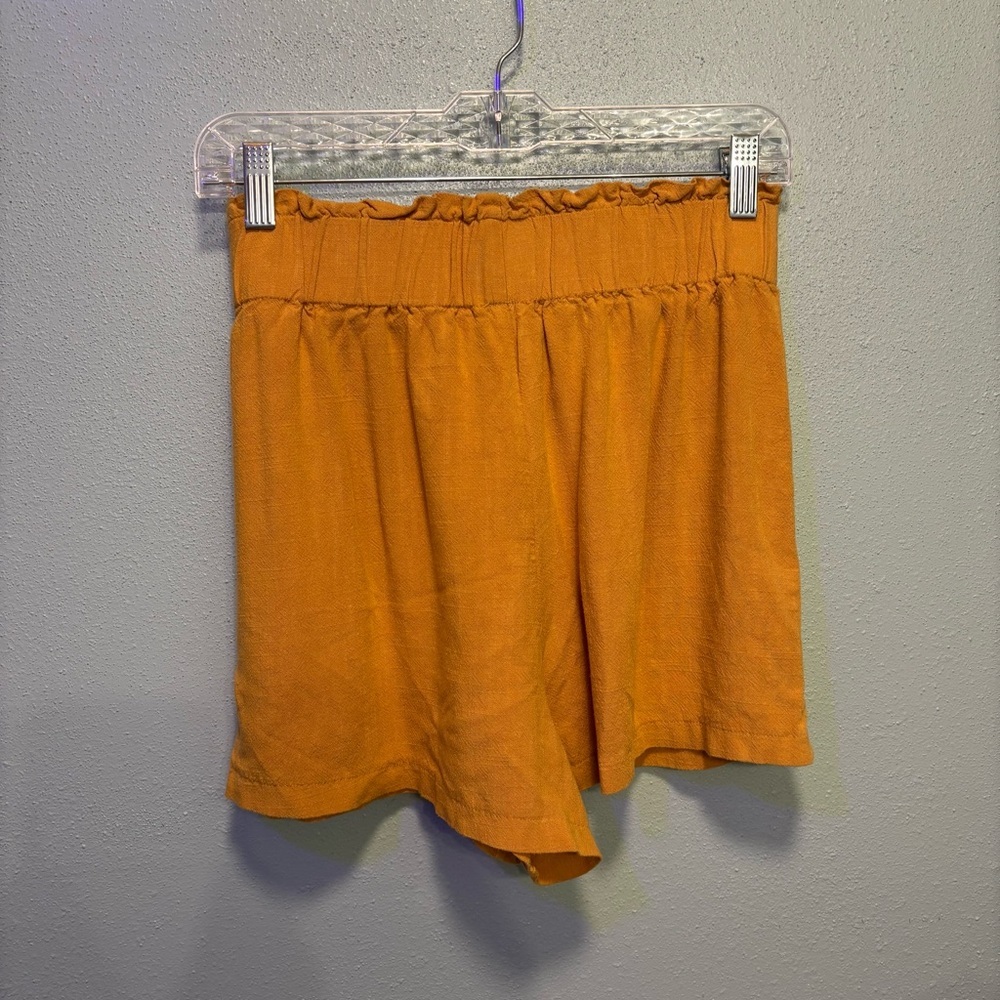 ⭐️ 3/$21 ⭐️ Messini High Waist Mustard Tie-Belt Shorts Size S - Picture 5 of 8
